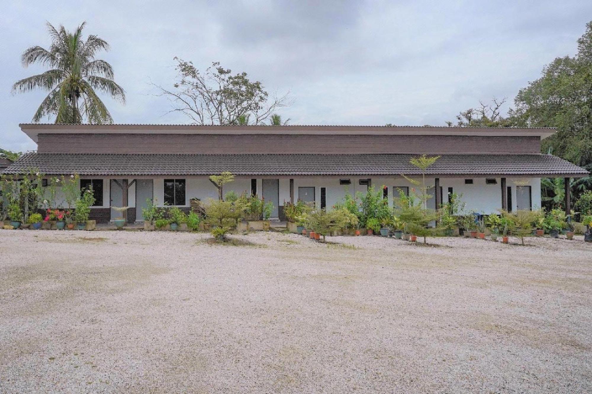 Capital O 90168 Serambi Pelangi Chalet Changlun Exterior foto