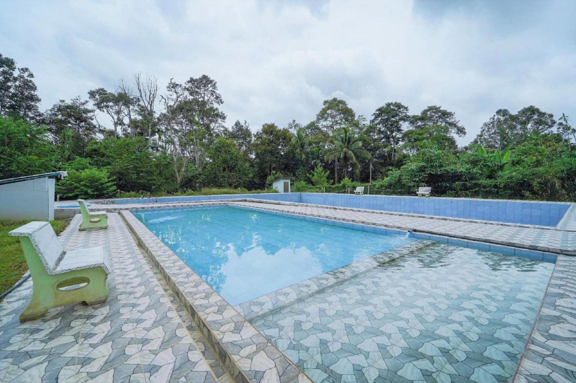 Capital O 90168 Serambi Pelangi Chalet Changlun Exterior foto